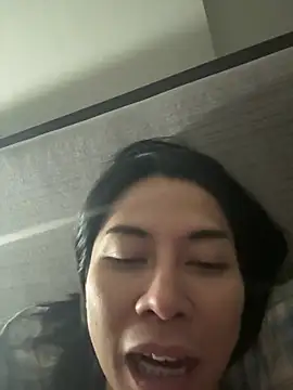 em1927 Adlı Modelin Canlı XXX Sohbeti