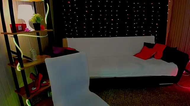 CrystaalStaar's Live XXX Chat