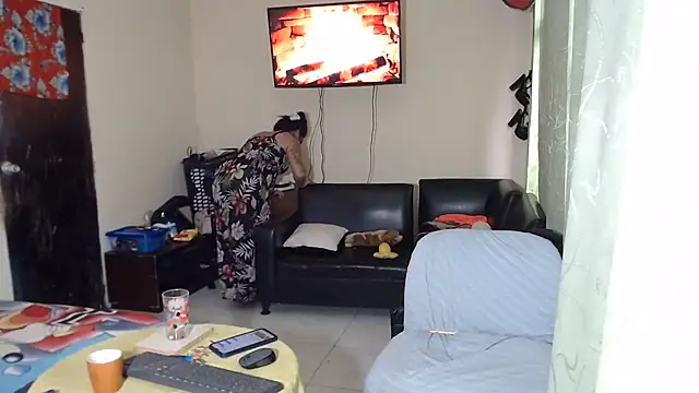 دردشة Sashaferrari2000 الجنسية المباشرة