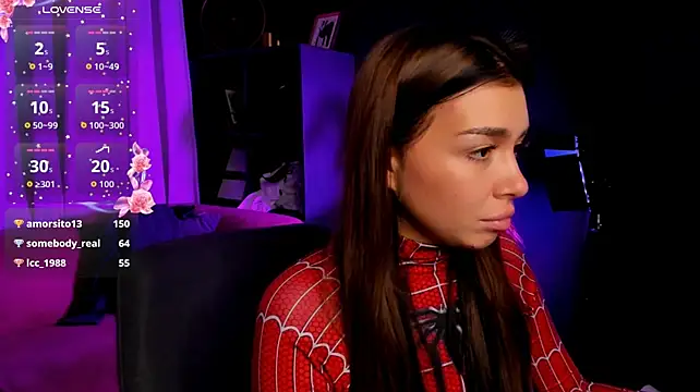 Chat +18 de KiaraKiy ao vivo