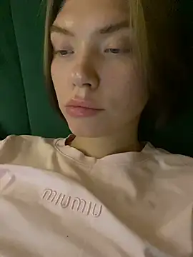 Lisaaa_Alisa: онлайн-секс-чат