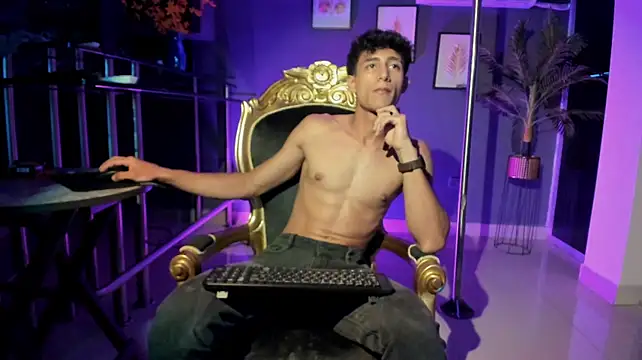 Chat XXX en directo de MaxiimoRomano_
