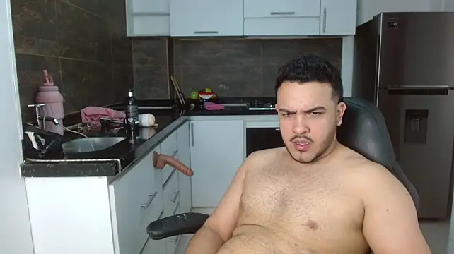 Živý XXX chat AndrewBrown___