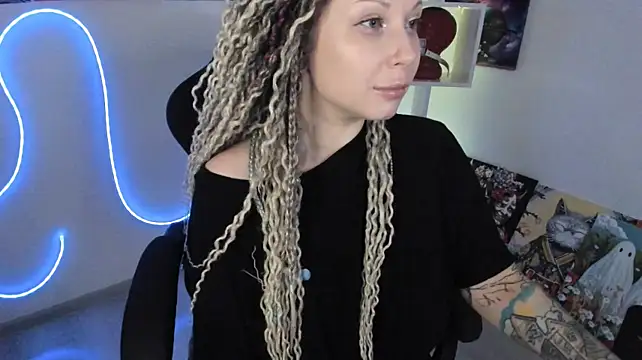 دردشة HoneySallyMoore الجنسية المباشرة