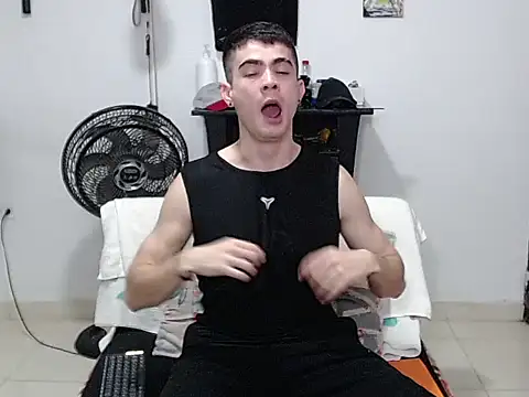 XXX chat uživo modela Zac_Efront