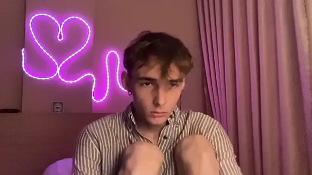 YourLucius' Webcam Show