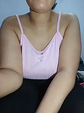 Yossra_ell Adlı Modelin Canlı XXX Sohbeti