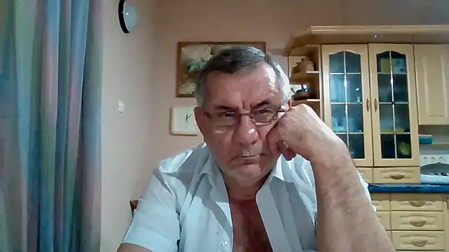 Czat XXX na żywo – machomale3