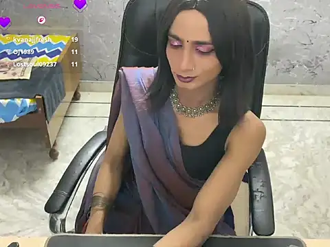 Chat XXX en directo de LuvLayla