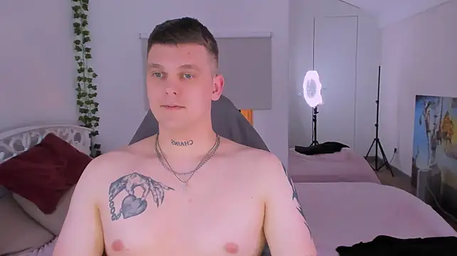 Živý XXX chat HotVanee
