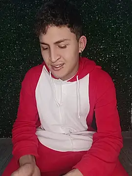 Chat +18 de Axel_Romanov ao vivo