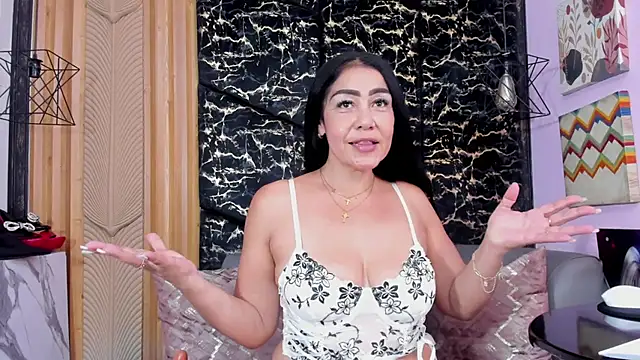 VikyThomsonn's Live XXX Chat