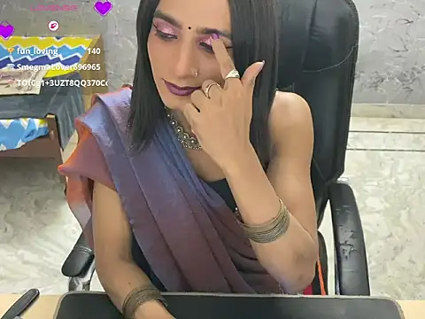 LuvLayla 现场XXX聊天