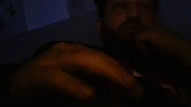 DaddysBigBelloのライブXXXチャット