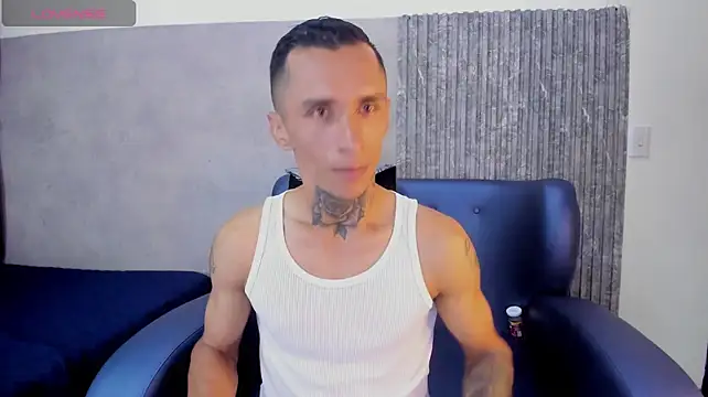Chat XXX ao vivo de Evains_777