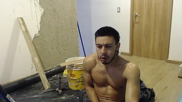 Chatroom XXX en direct de Taylor_DiamondBoy