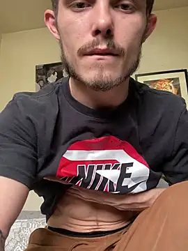 צ'אט XXX בשידור חי של monstercock60000