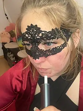 -CurvySecret- Live XXX-Chat