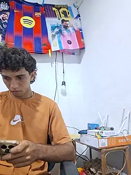 XXX chat uživo modela Noscay