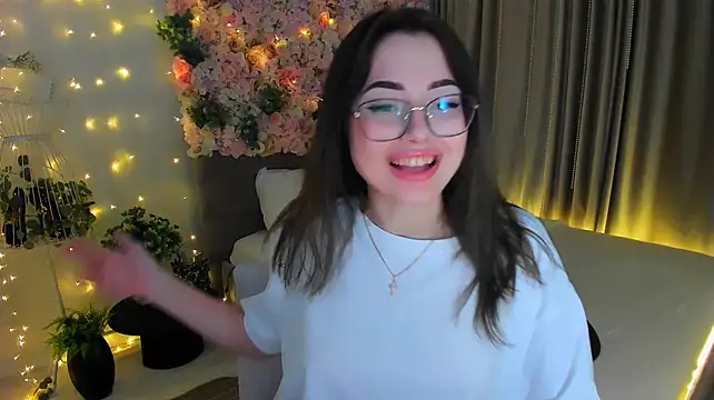 SereneFlame's Live XXX Chat