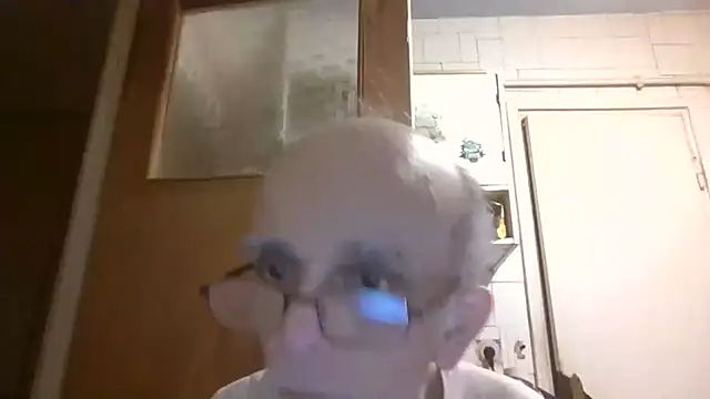 mariusica1@xh Live XXX-Chat