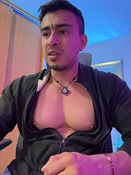 Chatroom XXX en direct de Chris_Clarck