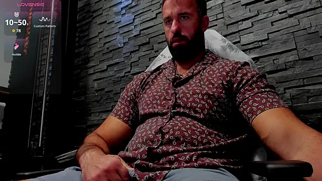 צ'אט XXX בשידור חי של David_Big_Daddy