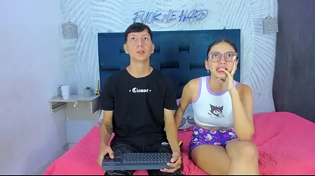 Chat XXX ao vivo de Triple_Fantasy1