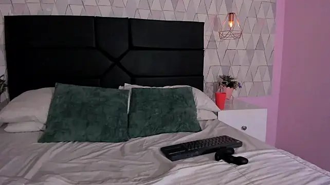 Онлайн чат XXX VelvetEros