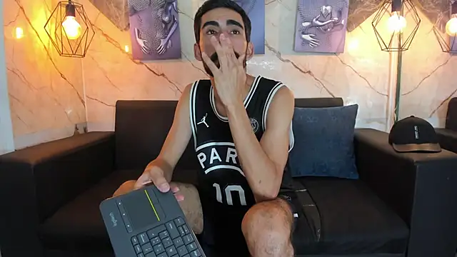 Andres_Bless' Live XXX Chat