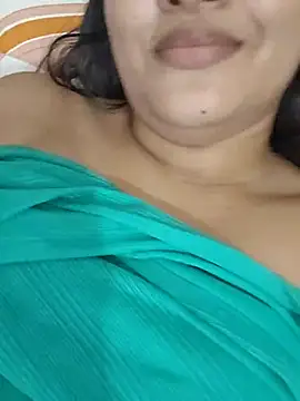 Chat +18 de Cute_Ayushii ao vivo