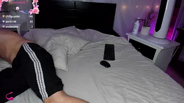dstevora Adlı Modelin Canlı XXX Sohbeti