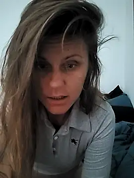 Chat XXX en directo de Scarlettishere