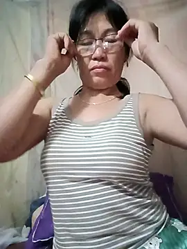 Orio_9x's Live XXX Chat
