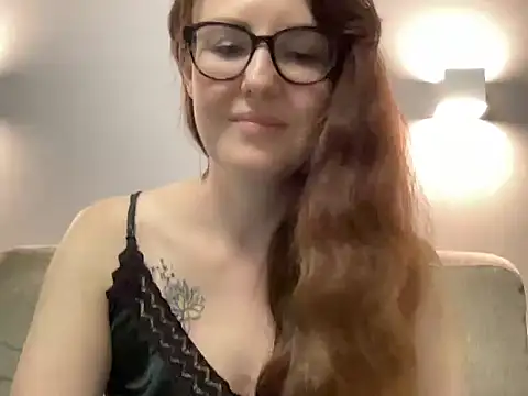 Qavorexa Chat XXX live