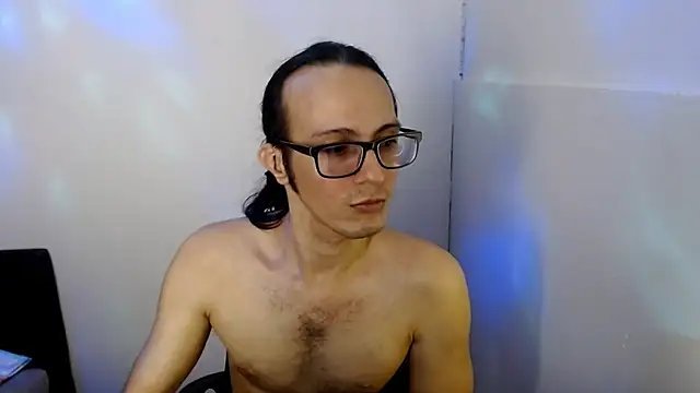 cholitohermoso's Live XXX Chat