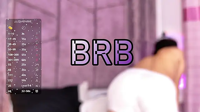 AronTawers' Live XXX Chat