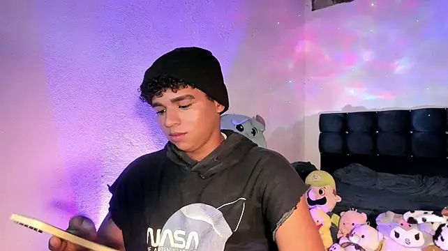 noah_smith02 Live XXX Chat