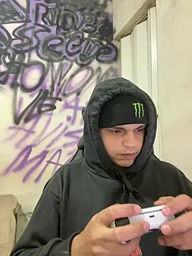 Magosupreme XXX чат на живо