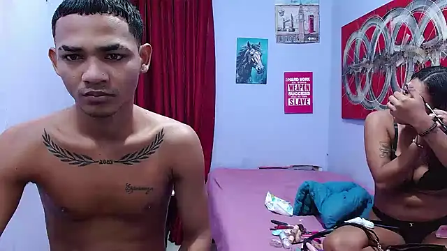 XXX chat uživo modela black_twinks