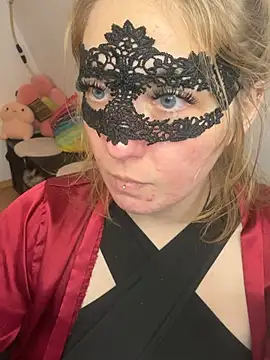 Czat XXX na żywo – -CurvySecret-