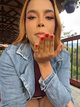 Sammy_garciaa1: διαδικτυακό σόου στην κάμερα