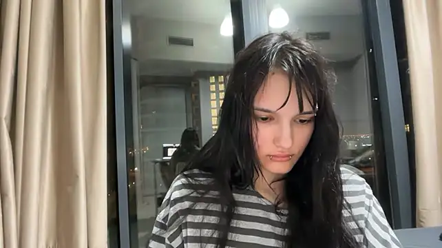 SebrinaMontelle Obrolan Langsung XXX