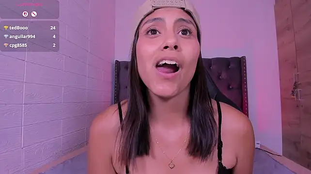 LunaRossie1_ Obrolan Langsung XXX