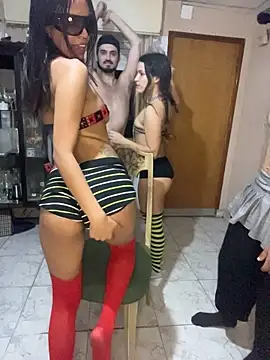 Ninfi Adlı Modelin Canlı XXX Sohbeti