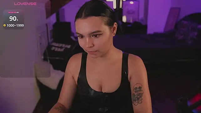 Dominatrix_Alice Adlı Modelin Canlı XXX Sohbeti