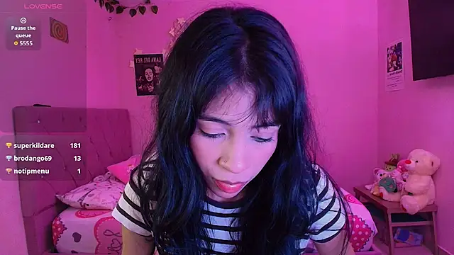 צ'אט XXX בשידור חי של TOOKIOG_