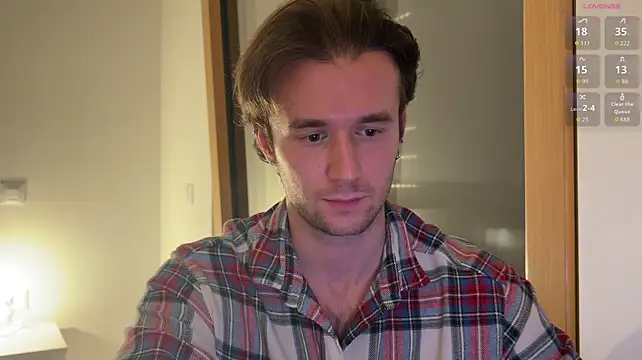 Онлайн чат XXX cute_mark