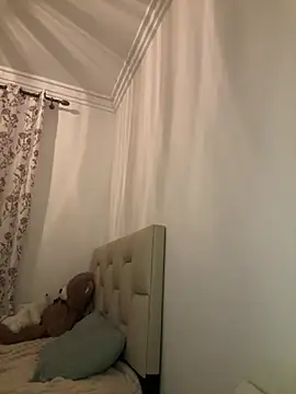 al_anoud Adlı Modelin Canlı XXX Sohbeti