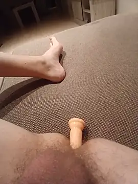 Lul18809 – Naživo XXX chat